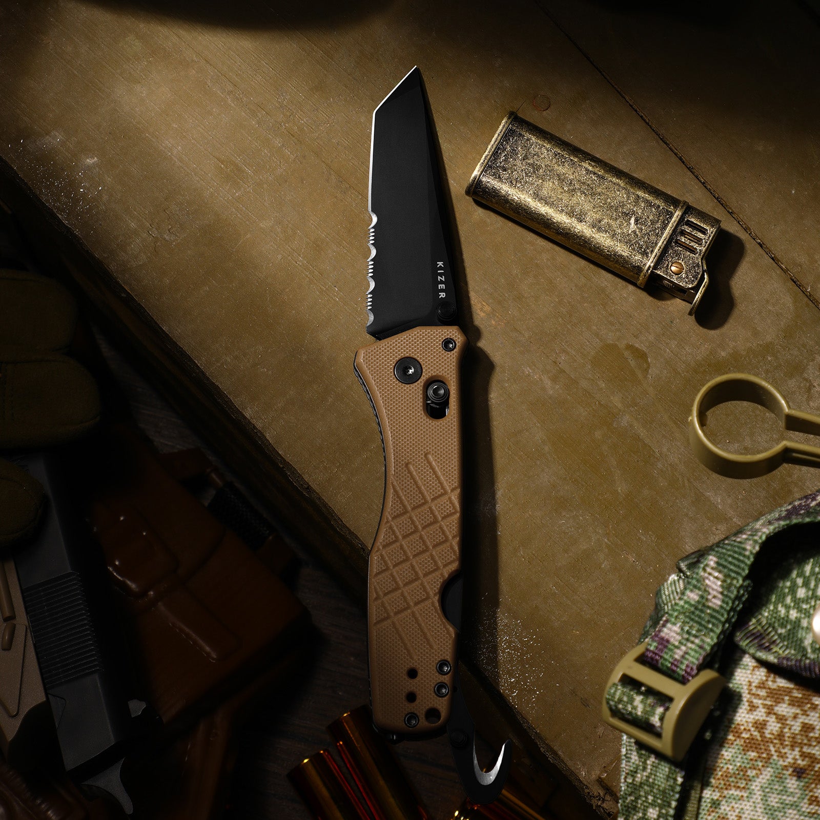 Aegis T | Kizer Clutch Lock™ | Tanto | Rescue Hook & Glass Breaker | KizerV™ 3774CTA2