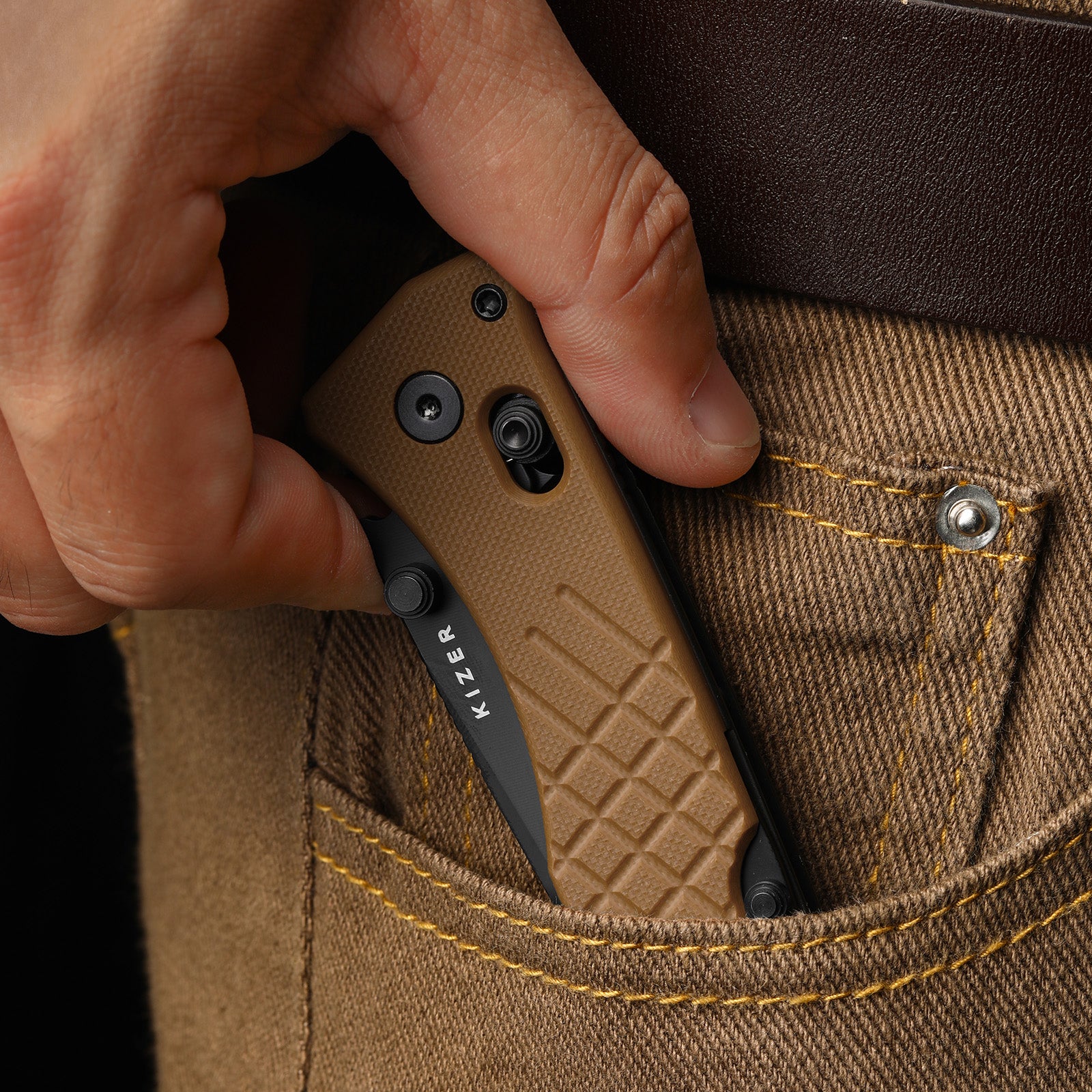 Aegis T | Kizer Clutch Lock™ | Tanto | Rescue Hook & Glass Breaker | KizerV™ 3774CTA2