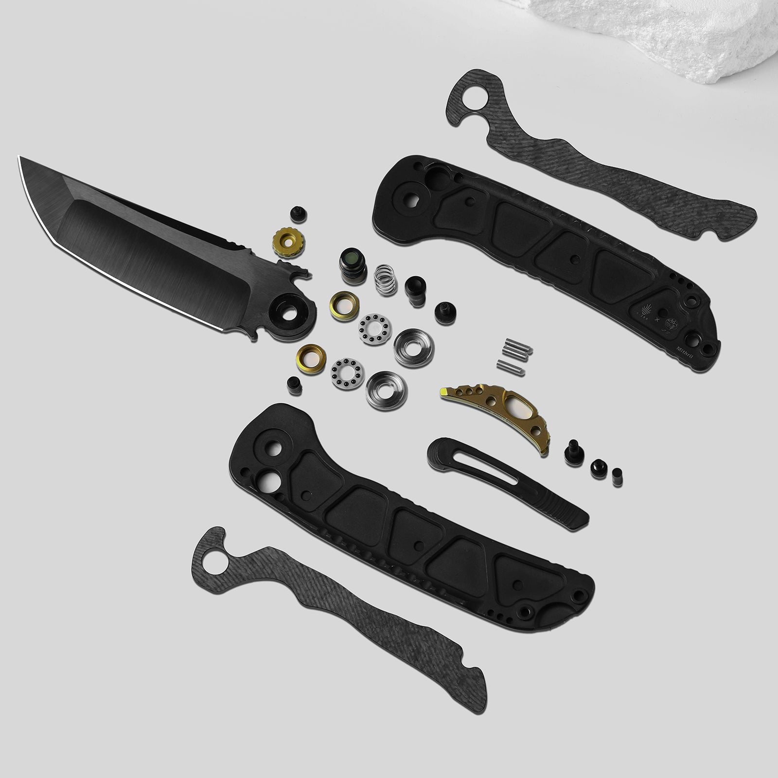 Mithril | KineticFit™ Button Lock | M390 + DLC Ultra + Hand-Brushed | Exquisite Light | KizerX®