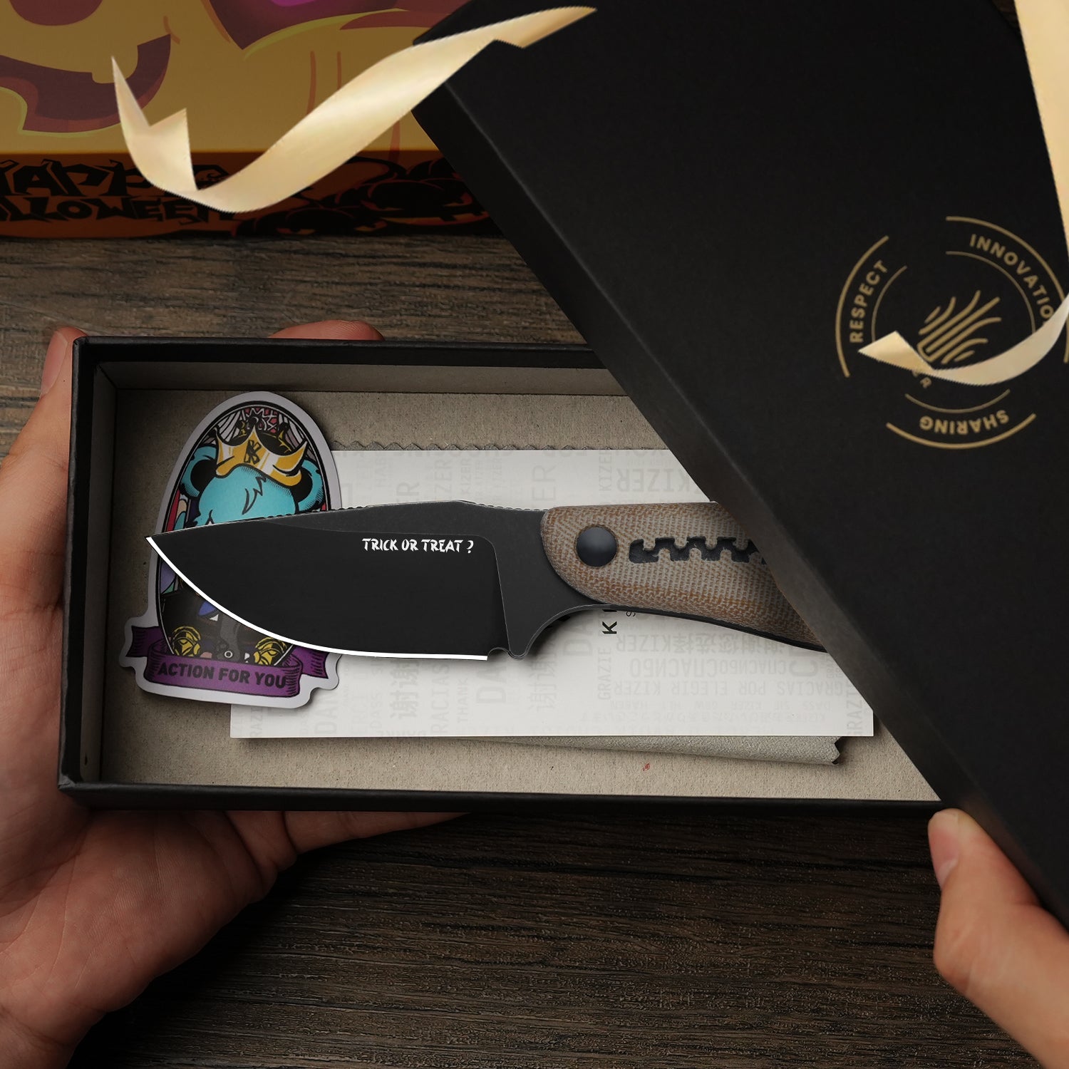 Halloween 3.86 Inch Hare Nitro-V Micarta & G10 1077HW1 Limited-Kizer