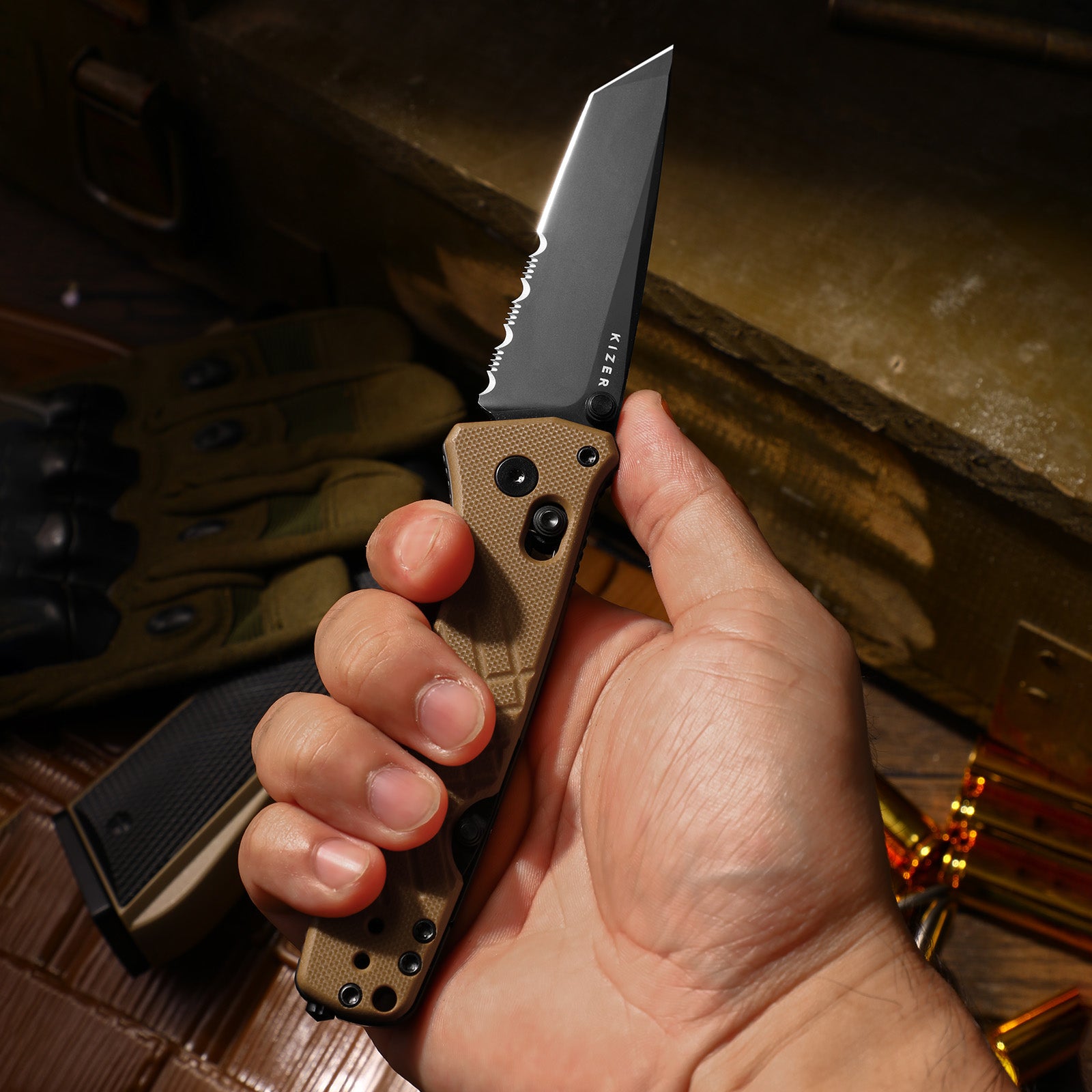 Aegis T | Kizer Clutch Lock™ | Tanto | Rescue Hook & Glass Breaker | KizerV™ 3774CTA2