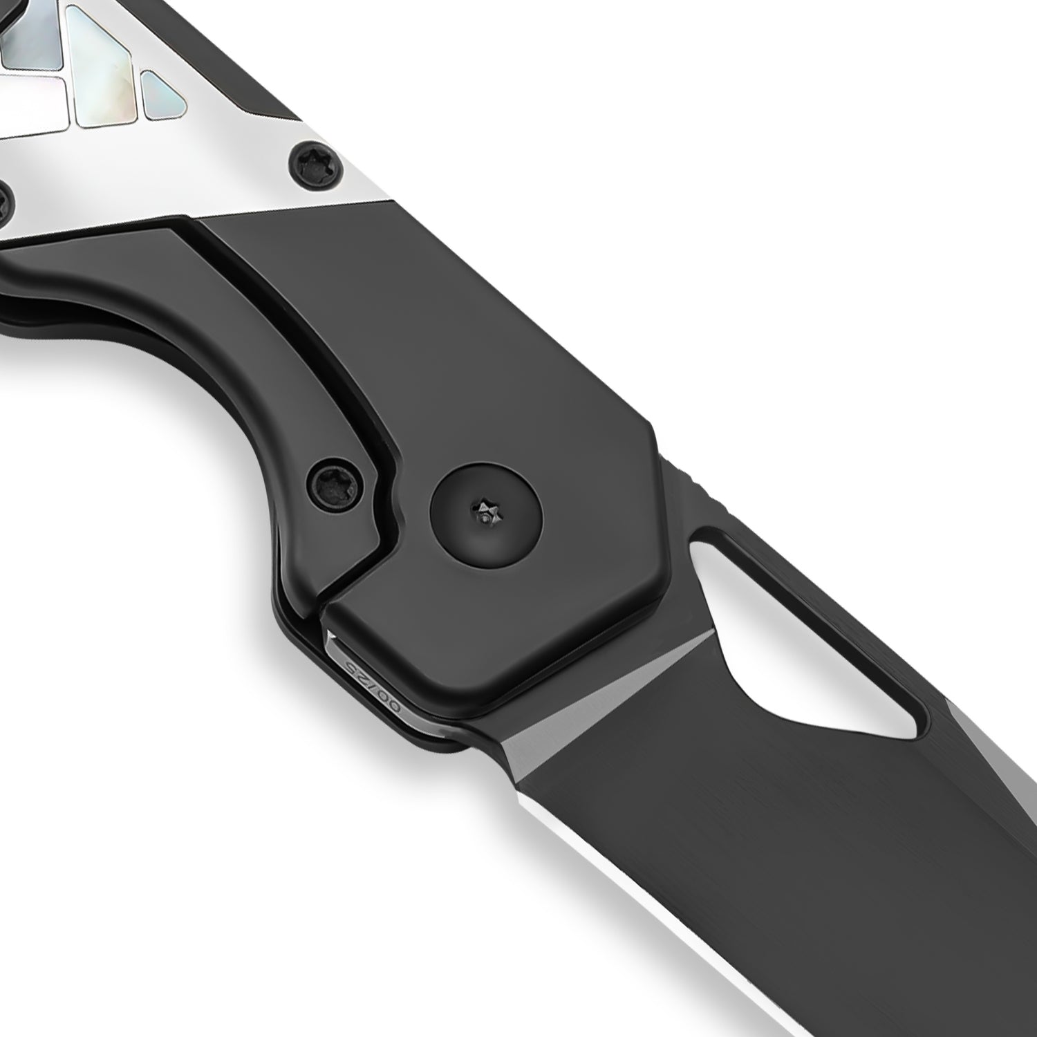 Militaw® | M390 | Titanium & Mother of pearl | Limited 25pcs | Exclusive | KizerB™ 3634A8