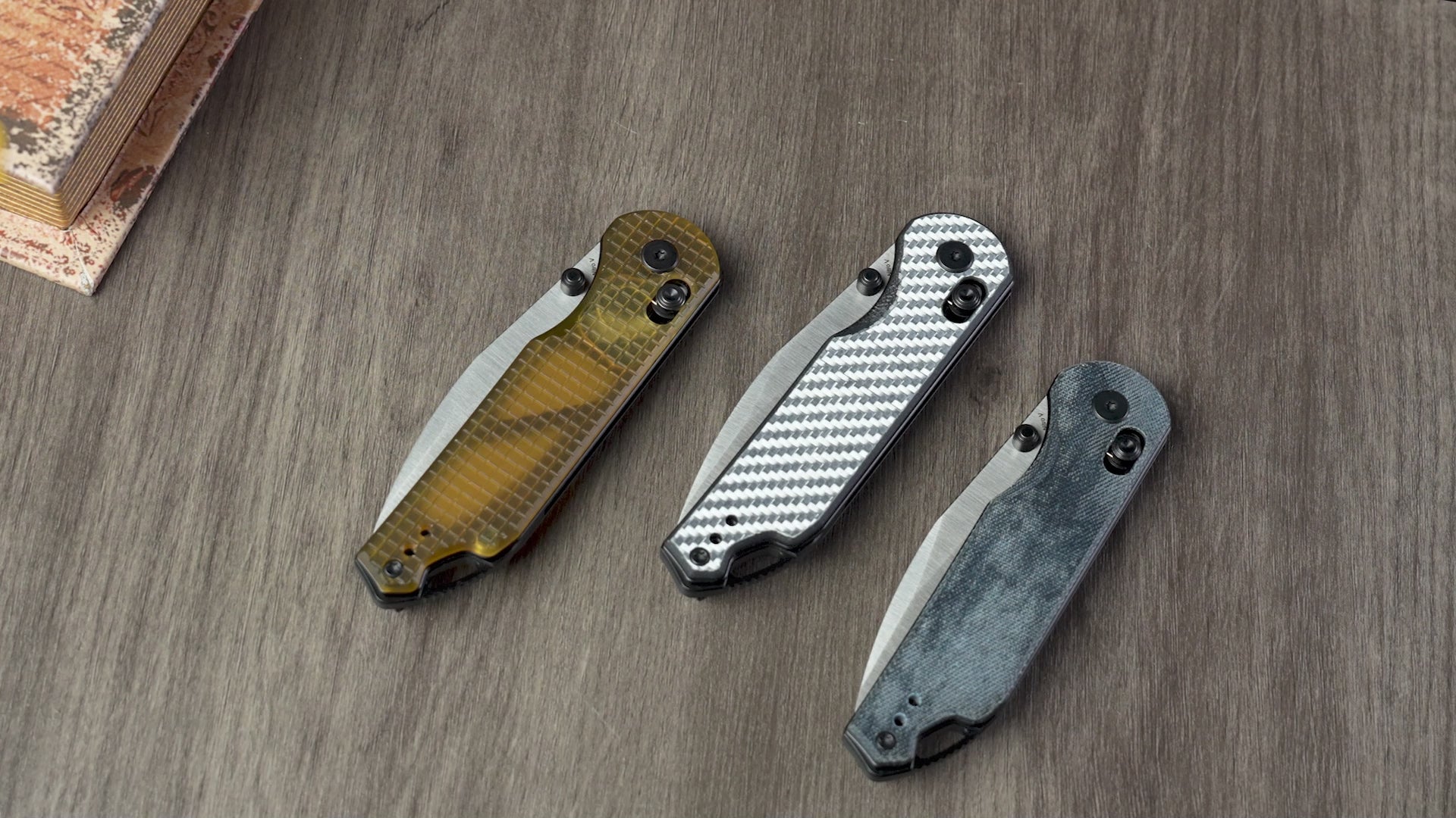 Assassin Nitro V Blade Silver&Black G10 Carbon Fiber Handle
