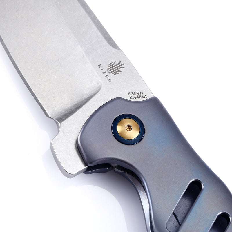 Tajima Blue Auto Lock Utility Knife With Three 3/4In Endura Blades